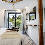 Zorro Villa *