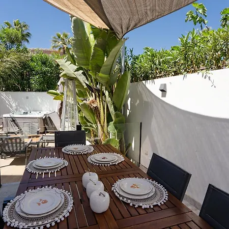 Zorro Villa